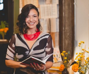 Escritora Janaína Ribeiro lança primeiro livro autoral