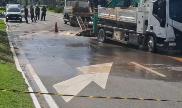 Vazamento mobiliza operação no Parque de Coqueiros