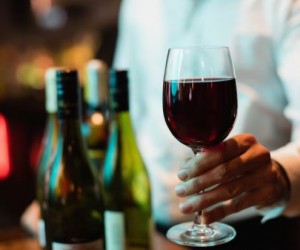 Vinhos e baleias movimentam litoral de SC