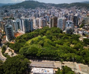 Revitalização moderniza cartão-postal de Floripa
