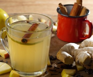 Sake quente? Sim, e existe um jeito certo