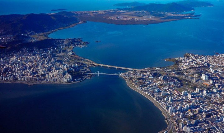 Floripa digitaliza serviços do Cadastro Imobiliário