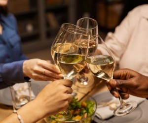 Vinhos brancos conquistam espaço no inverno