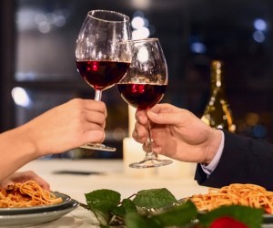 Três opções de vinhos que prometem esquentar o Dia do Sexo
