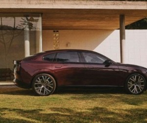 ES90 reforça presença da Volvo no segmento premium