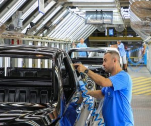 Montadoras atingem maior emprego em 13 anos