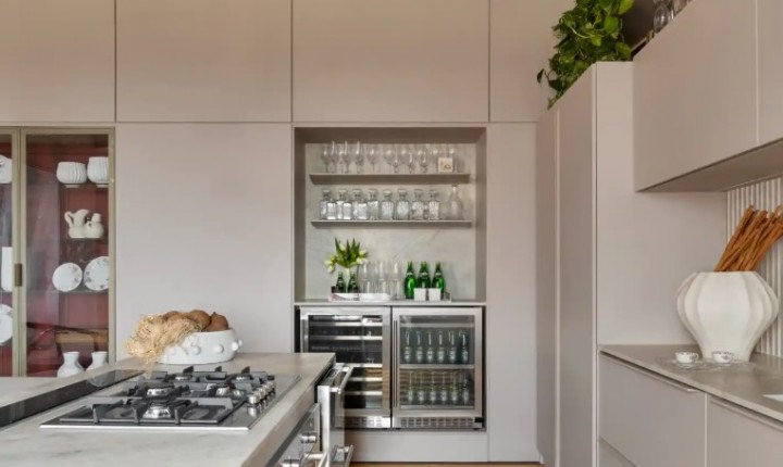 Cozinha clean traz leveza sem perder personalidade