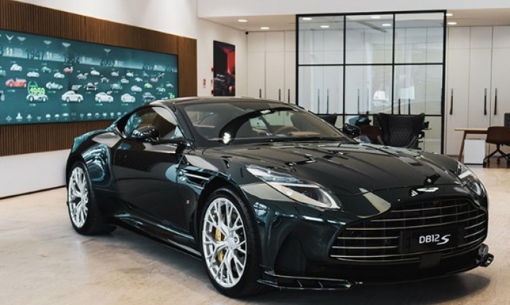 Aston Martin lança DB12 S de 700 cv