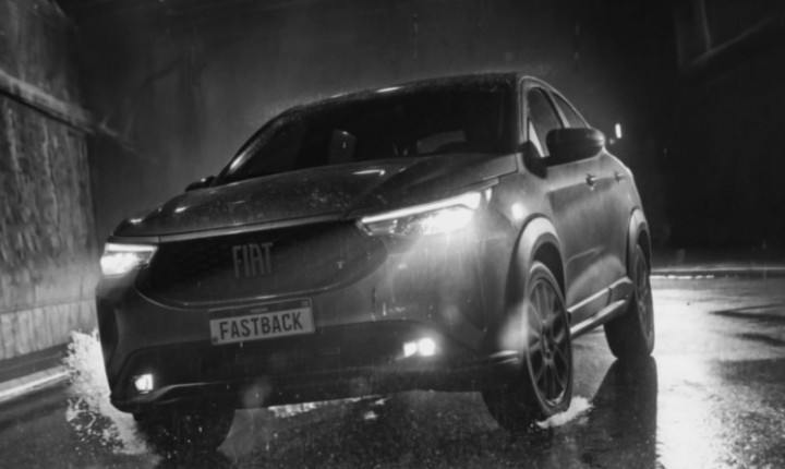 Fiat Fastback Impetus é destaque em nova campanha
