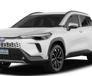 Toyota lança Corolla Cross híbrido por R$ 213 mil