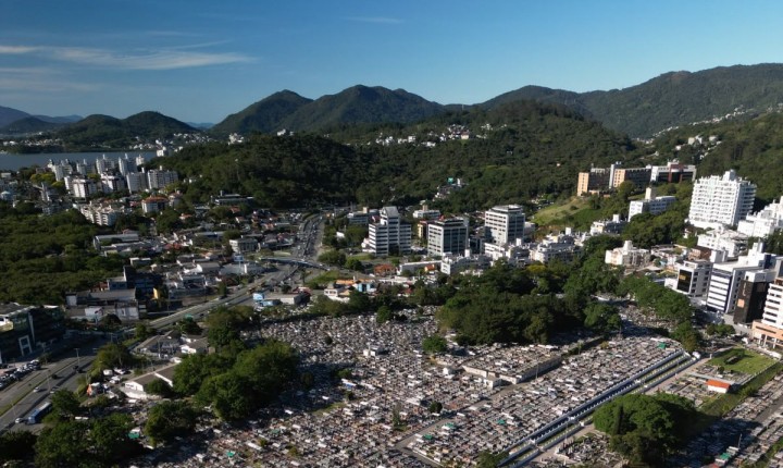 Feriado dos Finados terá 91 vagas para ambulantes em Floripa